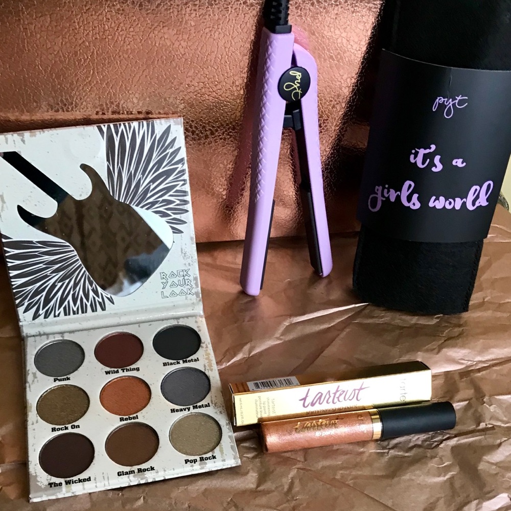 NEW!  High-end Tool & Makeup Lot